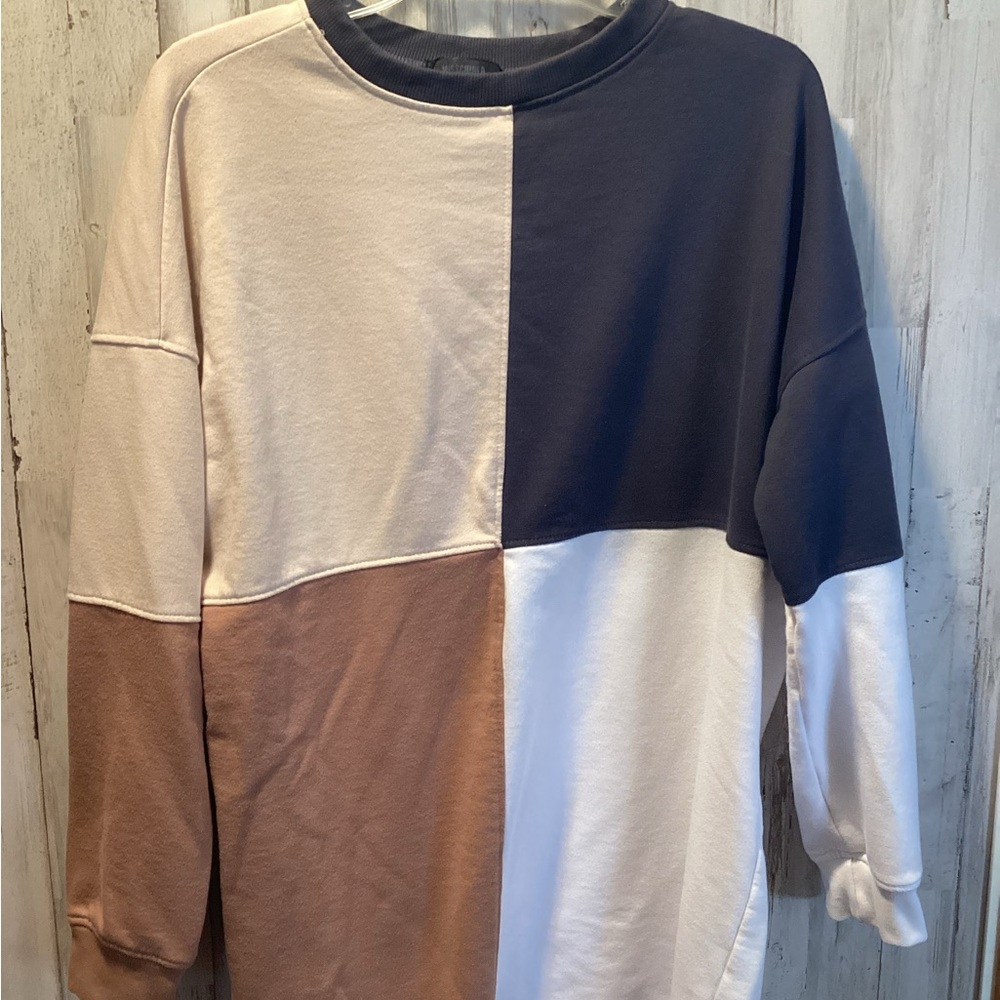 Colorblock Woman’s Oversized Sweatshirt